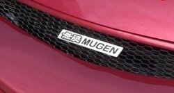 Эмблема (шильдик) решетки радиатора Mugen Toyota WILL (2002-2005)