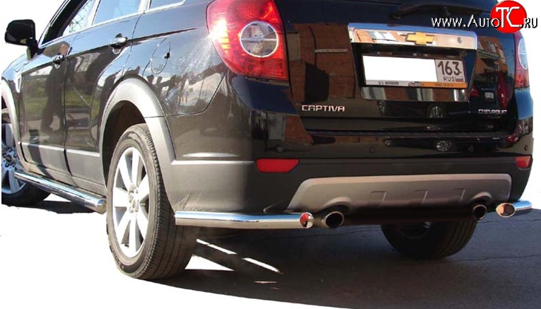 6 099 р. Защита заднего бампера из двух боковых уголков диаметром 63.5 мм Металл Дизайн Chevrolet Captiva  дорестайлинг (2006-2011)