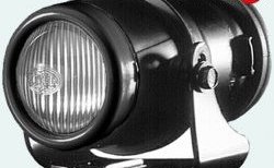 25 649 р. Универсальная противотуманная фара Hella Micro DE 1NL 008 090-017 с пыльником ГАЗ 3102 Волга (1981-2008) (Без пыльника). Увеличить фотографию 1
