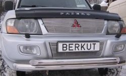 6 999 р. Декоративная вставка решетки радиатора Berkut Mitsubishi Pajero 3 V70 дорестайлинг (1999-2003). Увеличить фотографию 1
