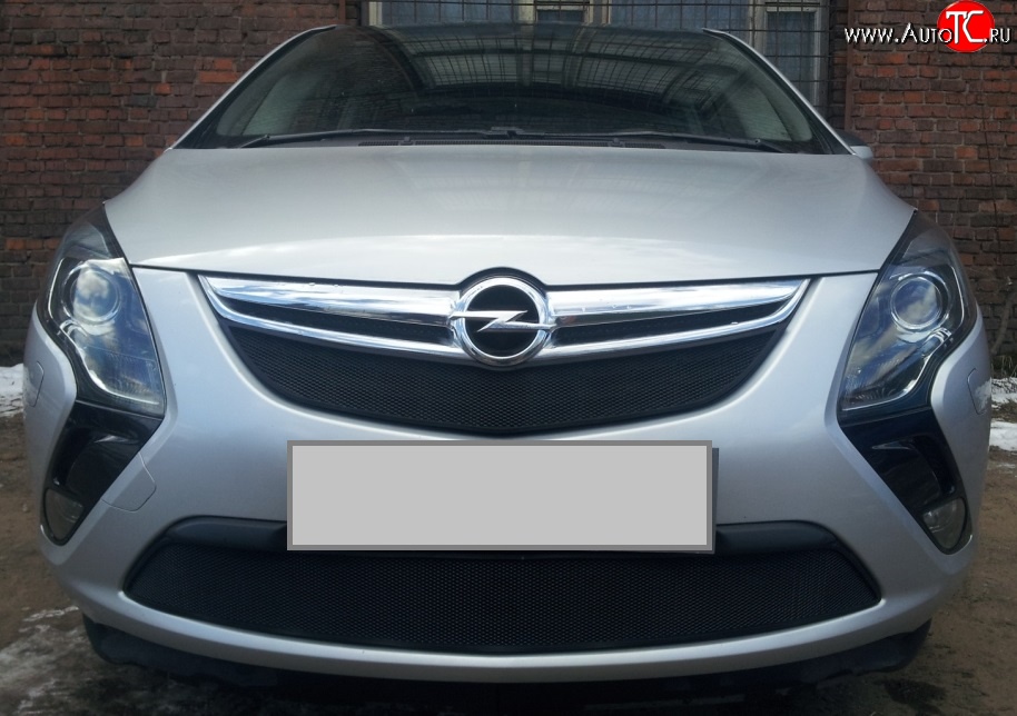 1 469 р. Нижняя сетка на бампер Russtal (черная)  Opel Zafira  С (2011-2016)