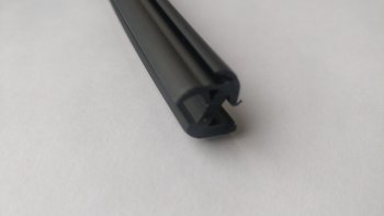 187 р. Универсальный уплотнитель FlexLine (8 mm U-LIP 2 лепестка, 1 погонный метр) KIA Optima 3 TF дорестайлинг седан (2010-2013). Увеличить фотографию 2